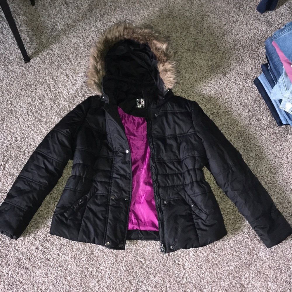 Fur hood puffer jacket